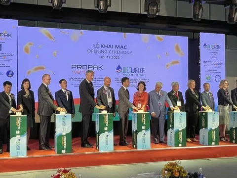 650 doanh nghiệp trưng bày tại triển lãm công nghệ xử lý nước và đóng gói bao bì