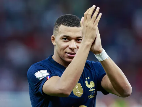 Siêu sao Kylian Mbappe lập kỷ lục ghi bàn tại sân chơi World Cup