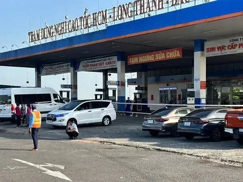 Đồng Nai 'cầu cứu' Bộ Công Thương vụ hai cây xăng trên cao tốc ngừng bán