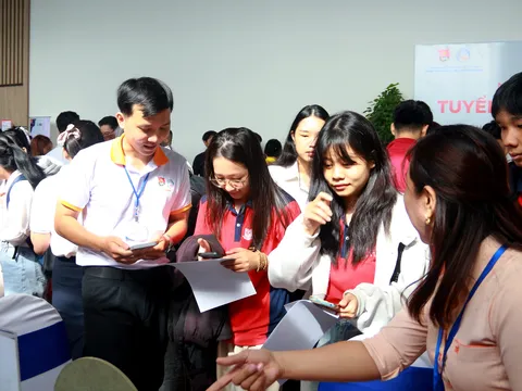 Kết nối sinh viên với nhà tuyển dụng