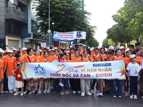 TP.HCM: Hàng ngàn người đi bộ đồng hành vì nạn nhân chất độc da cam