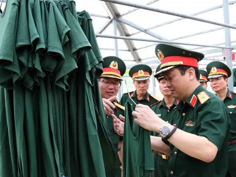 Quy định về điều kiện đầu tư kinh doanh quân trang, quân dụng
