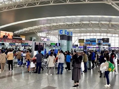 Giá vé máy bay quay đầu 'hạ nhiệt' ngay trước kỳ nghỉ lễ 30/4 và 1/5
