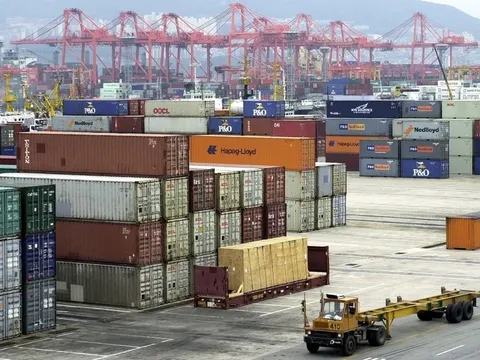 Xuất khẩu của Hàn Quốc tiếp tục xu hướng phục hồi mạnh