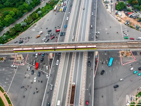 Cầu vượt Mai Dịch ra sao sau hơn 1 tuần thông xe?