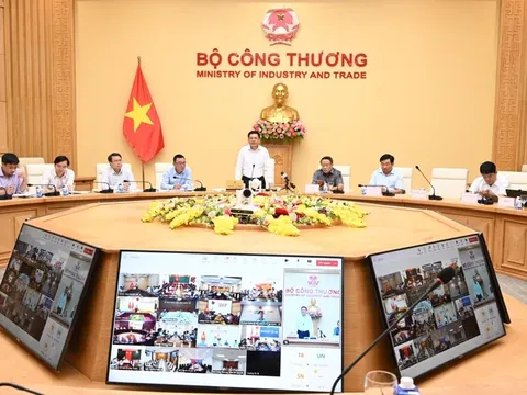Bộ trưởng Bộ Công Thương: Tập trung đẩy nhanh tiến độ các dự án điện khí LNG