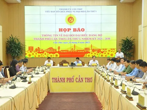 Cần Thơ Đại hội Đảng bộ lần thứ I, diễn ra từ ngày 26-28/9
