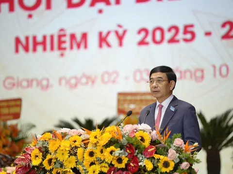 Đại tướng Phan Văn Giang tham dự Đại hội đại biểu Đảng bộ tỉnh An Giang lần thứ I, nhiệm kỳ 2025-2030