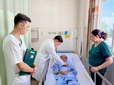 Nhờ kỹ thuật tạo nhịp tiên tiến cứu sống cụ bà 81 tuổi