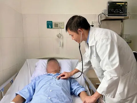 Cứu sống bệnh nhân ngừng tim gần 1 giờ do nhồi máu cơ tim cấp