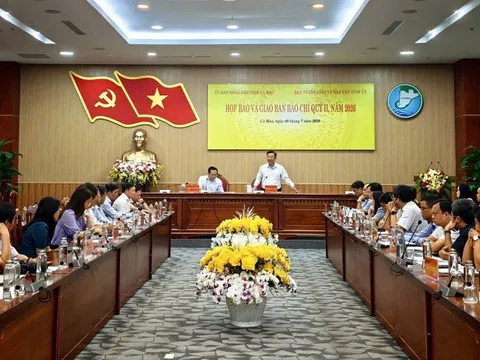 Cà Mau 6 tháng đầu năm 2026: Vượt qua “sóng lớn”, kiên định mục tiêu tăng trưởng bứt phá