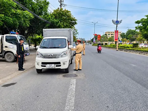 Quảng Trị giữ nhịp giao thông an toàn, thông suốt trên những tuyến đường huyết mạch
