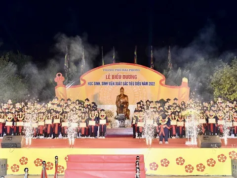 Hải Phòng trích 1,67 tỷ đồng khen thưởng 167 học sinh, sinh viên xuất sắc năm 2022