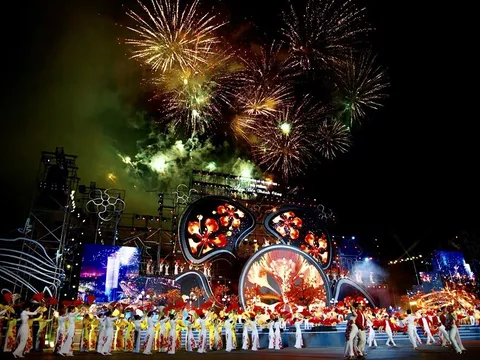 Hải Phòng: Nhiều điểm mới tại Lễ hội Hoa Phượng Đỏ 2023