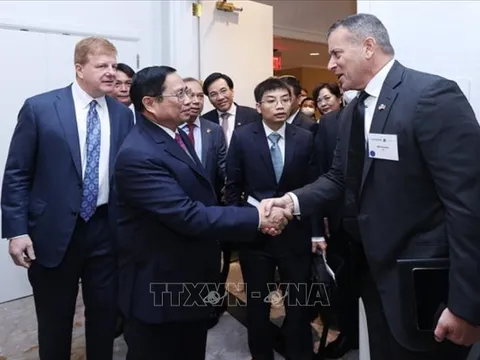 Thủ tướng Phạm Minh Chính làm việc với cộng đồng doanh nghiệp Hoa Kỳ