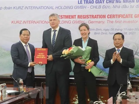 Tập đoàn sản xuất màng mỏng KURZ của Đức đầu tư vào Bình Định
