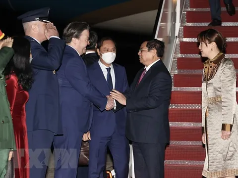 Thủ tướng tới Washington dự Hội nghị Cấp cao Đặc biệt ASEAN-Hoa Kỳ
