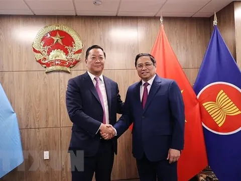 Thủ tướng tiếp, điện đàm với lãnh đạo các quỹ đầu tư và tập đoàn
