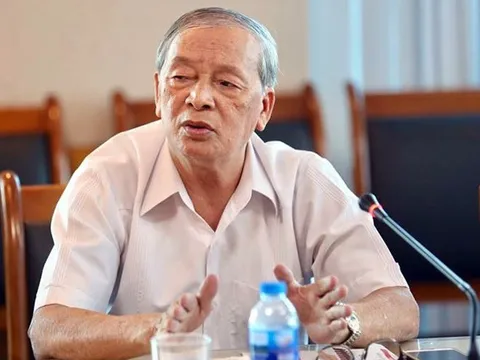 “Bình chân như vại”