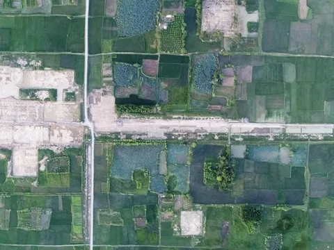 Phát lộ đường Hoàng Gia và các kiến trúc trong nội Thành nhà Hồ