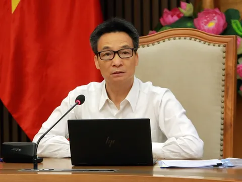 Chấn chỉnh vấn đề quảng cáo thuốc trên truyền hình, giải quyết tình trạng thiếu thuốc, vật tư, nhân lực y tế