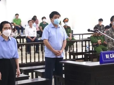 Bị cáo Nguyễn Đức Chung được giảm một năm tù