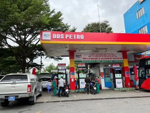 Bộ Công Thương: Nếu cửa hàng kinh doanh xăng dầu để thiếu hàng đến ngày thứ 2 sẽ bị xử lý nghiêm