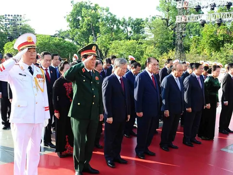Lãnh đạo Đảng, Nhà nước tưởng niệm các Anh hùng liệt sỹ