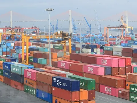 Giải quyết kiến nghị về đóng phí sử dụng hạ tầng khu vực cửa khẩu cảng biển