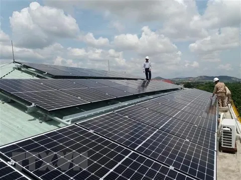 Bộ Công Thương có kiến nghị về phát triển điện Mặt Trời, điện khí LNG