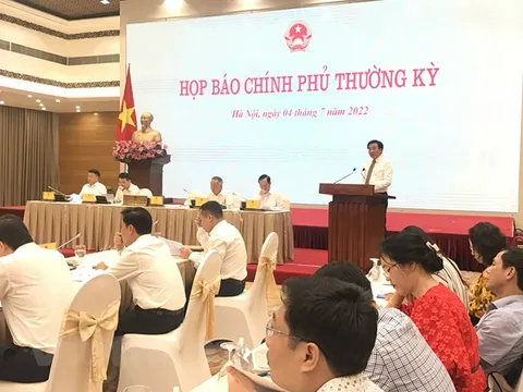Kinh tế-xã hội cả nước 6 tháng: Nhiều điểm sáng, khởi sắc ấn tượng