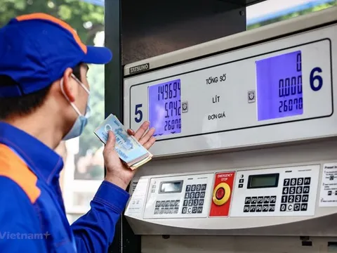 Bộ Tài chính lên tiếng về kế hoạch kiềm chế giá xăng dầu